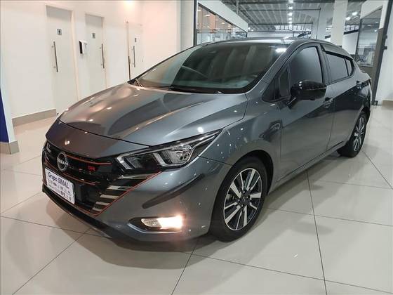 NISSAN VERSA 1.6 16V FLEX SR XTRONIC NISSAN VERSA 1.6 16V FLEX SR XTRONIC